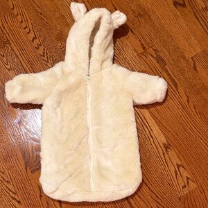 Restoration Hardware Baby & Child Cream Fleece Bunting